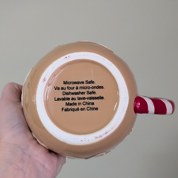 Festive Gingerbread Man Mug with Candy Cane Handle, Hand Painted 🎨 - Picture 5 of 5